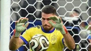 Unai Simon Pecahkan Rekor Clean Sheet Spanyol di Piala Dunia