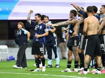 Argentina Kalahkan Inggris 2-1, Messi Cetak Sejumlah Rekor Baru