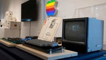 Komputer Pertama Apple Siap Dilelang, Harganya Bikin Melongo