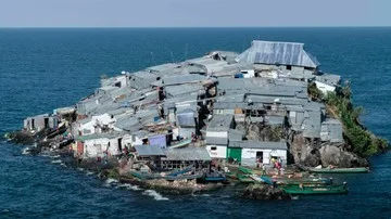 Pulau Migingo: Lebih Kecil dari Lapangan Bola, Dihuni Ribuan Orang