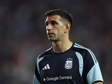 Emiliano Martinez: Back-to-Back Piala Dunia Sangat Berarti