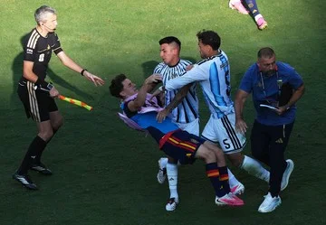 Legenda Real Madrid Kecam Argentina: Main Kasar dan Memalukan