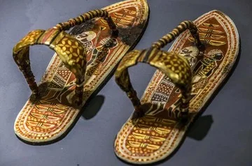 Rahasia Sandal Firaun yang Menginjak Musuh di Setiap Langkah