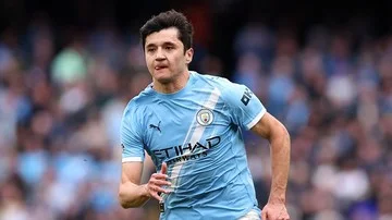Khusanov Perpanjang Kontrak di Man City Hingga 2031