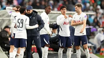 Tottenham Belum Puas Belanja, De Zerbi Incar Pemain Bintang Baru