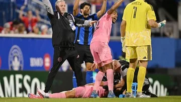 Rekan Setim Messi Cedera Horor, Sempat Kolaps di Lapangan