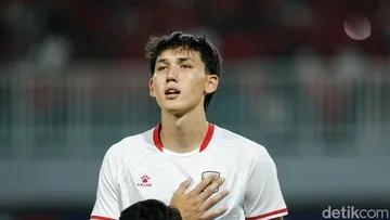 Malam Sempurna Mitchell Baker di Stadion Pakansari