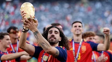 Marc Cucurella Tepati Janji, Tato Wajah Luis de la Fuente Terwujud