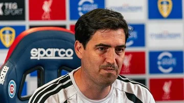 Milos Kerkez Yakin Andoni Iraola Sempurna untuk Liverpool