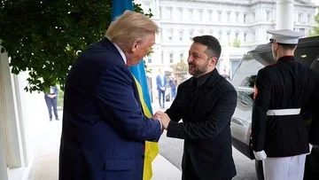 Zelenskyy Minta Trump Bujuk Elon Musk untuk Perluas Penggunaan Starlink
