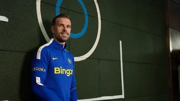 Henderson Pilih Chelsea karena Xabi Alonso