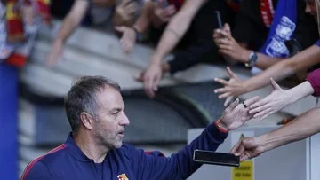Flick: Dear Barca, Mana Striker Barunya Nih?