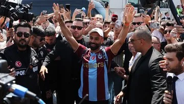 Mohamed Salah Tiba di Turki, Siap Gabung Trabzonspor