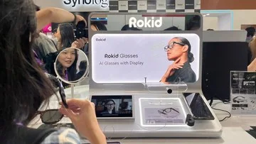 Rokid AI Glasses Pamerkan Kecanggihan di DTI-CX 2026