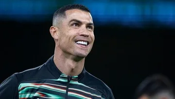 Ronaldo Tertawa Ngakak Usai Fans Tertipu Kabar Pernikahannya