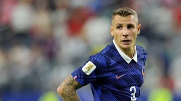 Lucas Digne Kembali ke PSG Setelah 10 Tahun Merantau