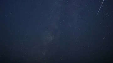 Gerhana Matahari Total Lewat, Indonesia Bisa Saksikan Hujan Meteor Perseid