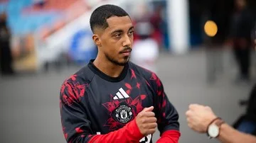 Youri Tielemans Ungkap Kebahagiaan di Aston Villa dan Rasa Senang Gabung MU