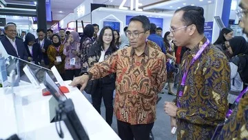 Inovasi AI dan Keamanan Siber Telkom Diperkenalkan di DTI-CX