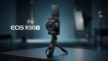 Canon Rilis EOS R50 V untuk Incar Kebutuhan Kreator Konten Modern
