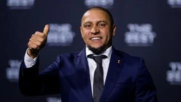 Kabar Roberto Carlos Masuk Islam Disampaikan Anggota Parlemen