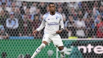 Arsenal Siap Tebus Ezri Konsa Rp 1,23 Triliun Demi Perkuat Lini Belakang