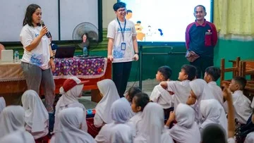 Arthatel dan AGP Beri Edukasi Literasi Digital Aman untuk Siswa SDN 01 Kuningan Barat