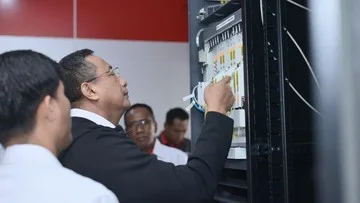 Pemulihan jaringan NTT didukung penuh lewat satelit TelkomGroup
