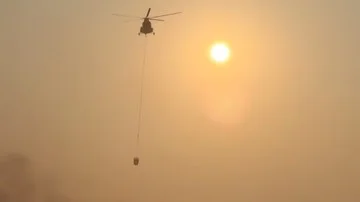 Analisis Teknis Aksi Helikopter Water Bombing Padamkan Karhutla