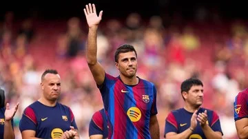 Man City Siapkan Pengganti Rodri Usai Kepindahan ke Barcelona