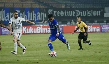 Persib Vs Manila Digger Pindah ke SJH Akibat Kondisi GBLA Buruk