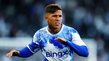Pekan Penentuan Bursa Transfer Gelandang Chelsea Enzo Fernandez