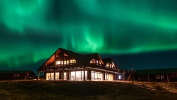 Badai Geomagnetik Mengintai Saat Gerhana Bulan, Aurora Siap Hiasi Langit