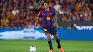 Rodri Debut Bersama Barcelona, Hansi Flick Sebut Rekrutan Sempurna