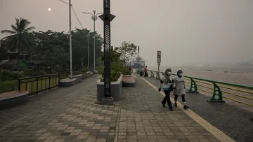 Sistem Satelit Kolaborasi Awasi Titik Panas dan Kebakaran Hutan