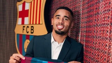 Gabriel Jesus Menerima Status Alternatif Julian Alvarez di Barcelona