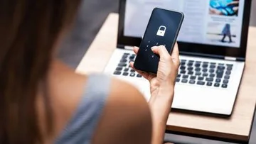 Kasus Serangan HP di Indonesia Tembus 15 Ribu Akibat Hacker AI