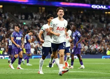 Belanja Besar Sepuluh Pemain Anyar Tottenham Belum Mampu Cegah Kekalahan