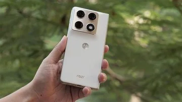 Menjajal Motorola Razr Fold Ponsel Lipat Bertenaga Snapdragon