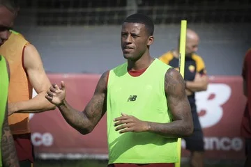 Benarkah Chelsea Incar Georginio Wijnaldum pada Bursa Transfer?