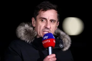 Arsenal Juara Lagi Menurut Gary Neville Karena Pertahanan Tangguh