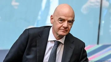 FIFA Sebut UEFA Kampanye Gelap untuk Monopoli Sepakbola