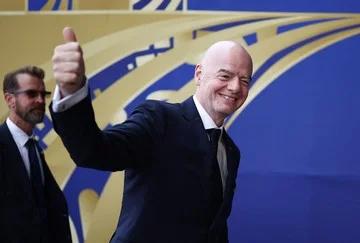 Bela Gianni Infantino, Samuel Eto'o Singgung Peran Penting untuk Afrika