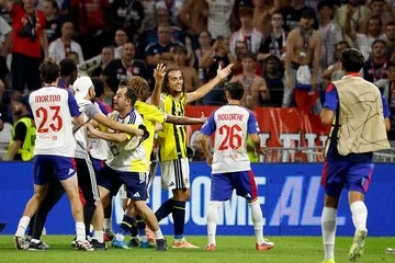 Aksi Provokator Matteo Guendouzi Berujung Sanksi Berat di Liga Champions