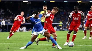 Belum Ada Gol, Babak Pertama Napoli vs Arsenal Berakhir Imbang