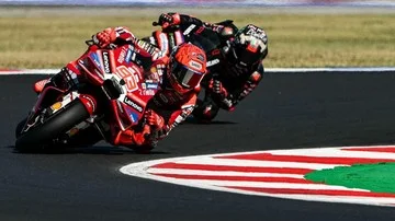 Aksi Impresif Marc Marquez Menangi Sprint Race MotoGP San Marino