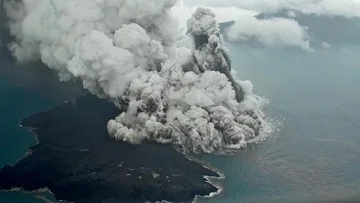 Penjelasan Ilmiah BRIN Terkait Potensi Erupsi Besar Gunung Anak Krakatau