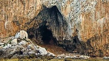 Arkeolog Ungkap Kapsul Waktu Rahasia Tempat Tinggal Neanderthal
