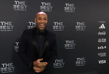 Legenda Arsenal Thierry Henry Ramaikan Champions Impact di GBK