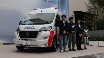 Ambulans robot humanoid buatan Jepang hadir sebagai bengkel keliling